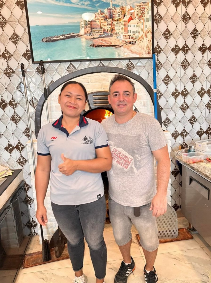 Family Mauri — three generations of pizza makers